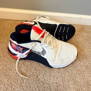Women’s Nike Metcon 8 premium “Championship Athletes” training shoe size 10.5